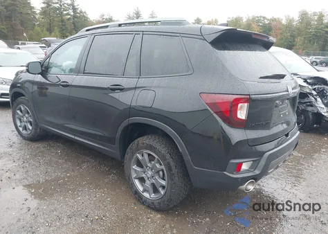2025 Honda Passport Awd Trailsport from USA, damaged, VIN 5FNYF8H6XSB011438